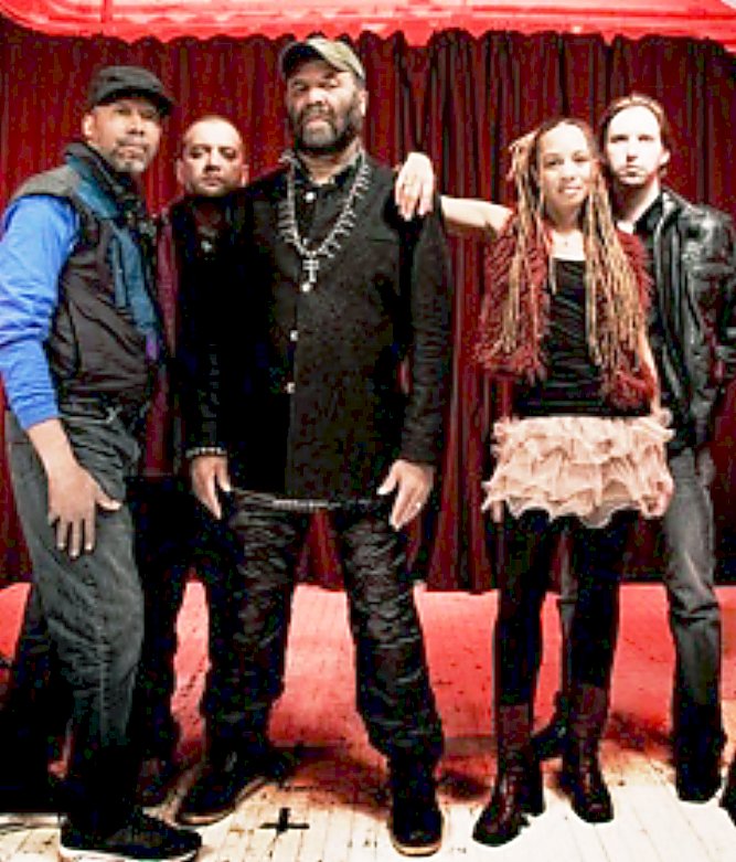 Otis Taylor and his band play Summer of Music